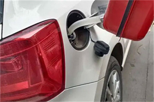 龙文24小时救援车收费标准