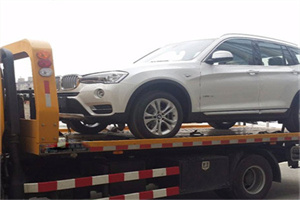 龙文拖车24小时服务电话