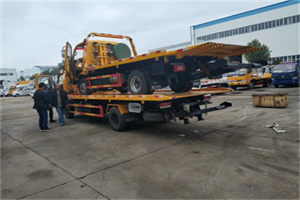 龙文同城汽车补胎