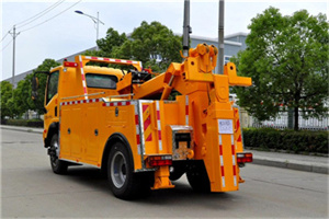 龙文高速路拖车费